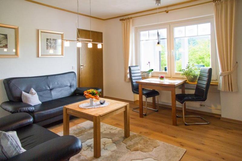 3 Sterne Ferienwohnung Pape Шмалленберг Екстер'єр фото